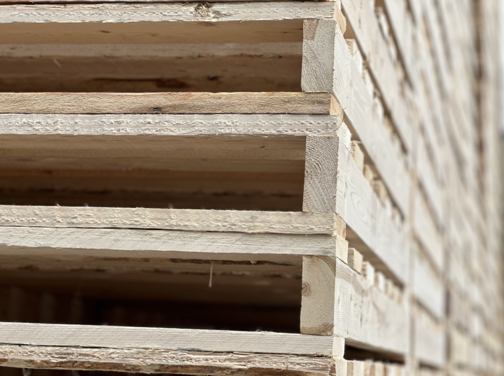 Two Way Pallet side view